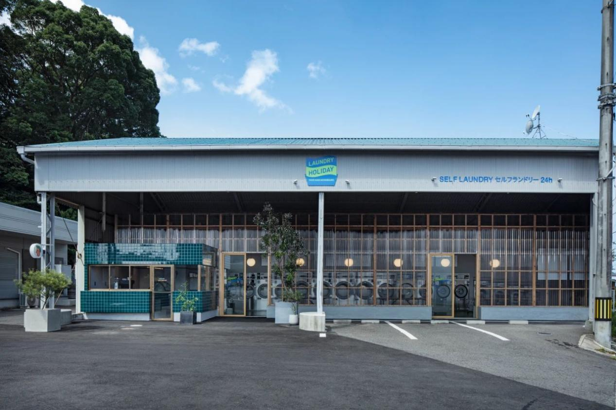 Mula Laundry Room hanggang Community Hub: Isang Japanese Laundromat's Ice Cream Revolution