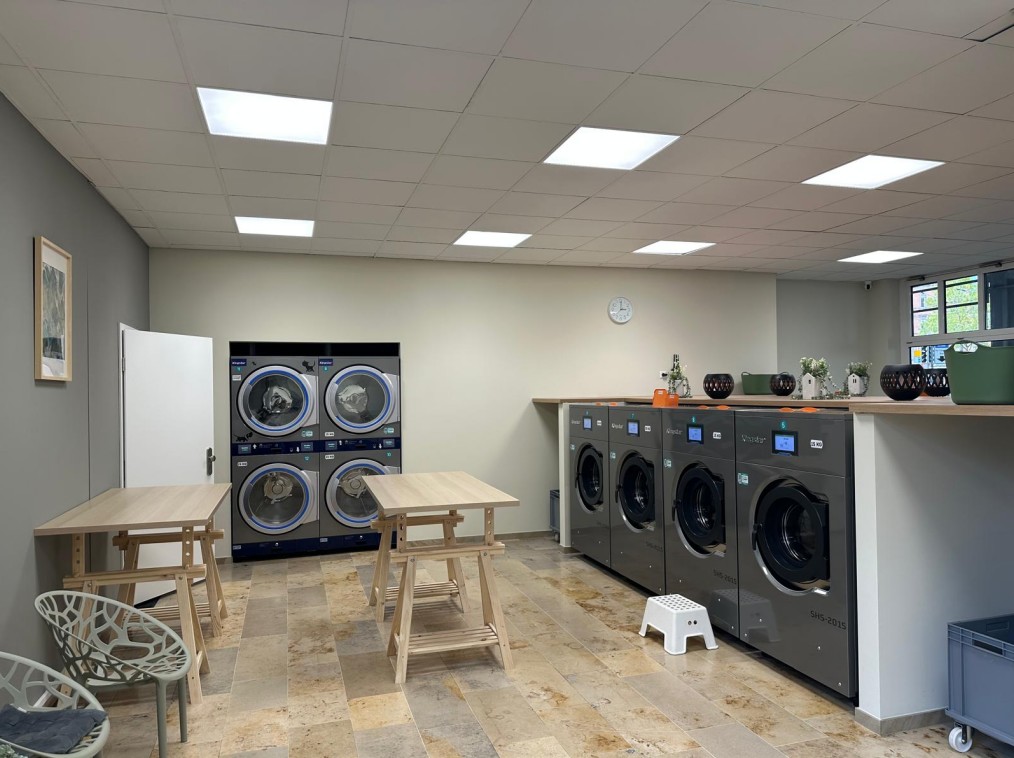 Paano Binabago ng Teknolohiya sa Paglalaba ang Mga Apartment at Laundromat